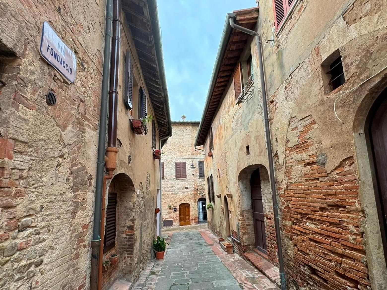 Casa Giulia, Il Gioiello Del Borgo Apartment Certaldo Exterior photo